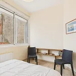 150m De La Grande Et Plein Centre Apartment