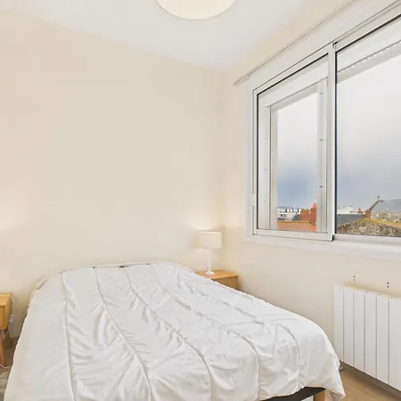 150m De La Grande Et Plein Centre Apartment