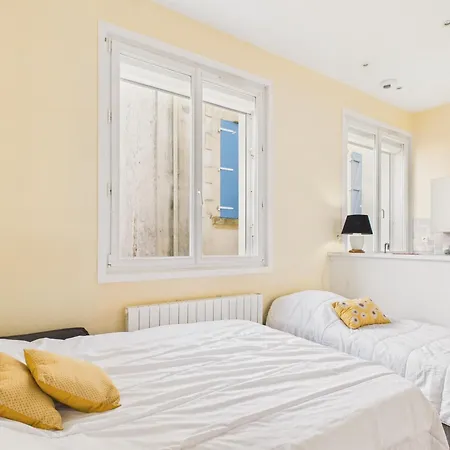 Apartment 150m De La Grande Et Plein Centre