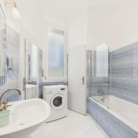 Appartement 150m De La Grande Et Plein Centre